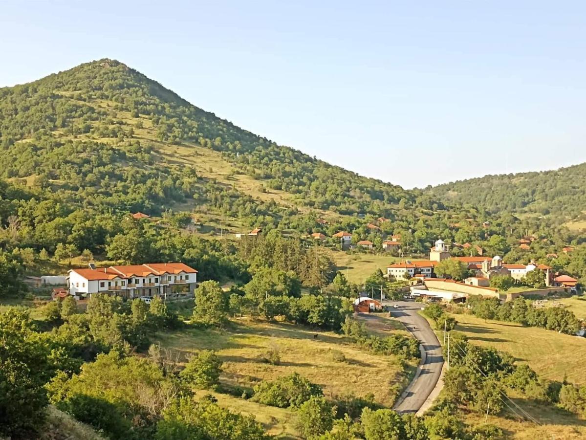 Lesnovo House Tomevski Exterior photo